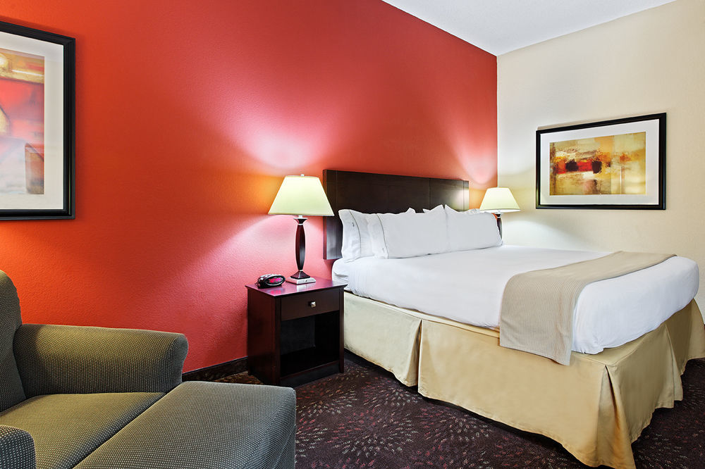 Express & Knoxville-north-i-75 Exit 112 By Ihg 2*