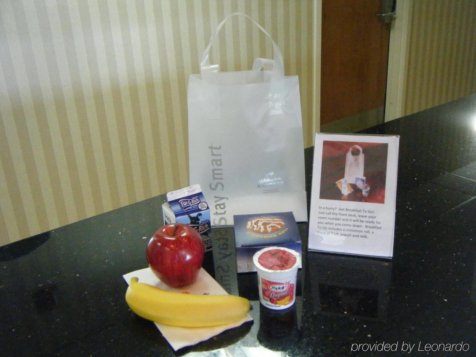 Express & Knoxville-north-i-75 Exit 112 By Ihg Hotel